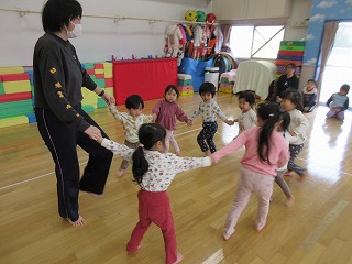 �R���Q���`�R���U��