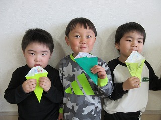 4��13���`17��