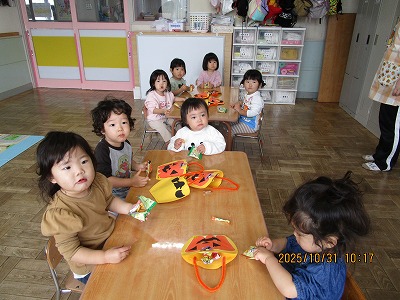 ���������g�H��