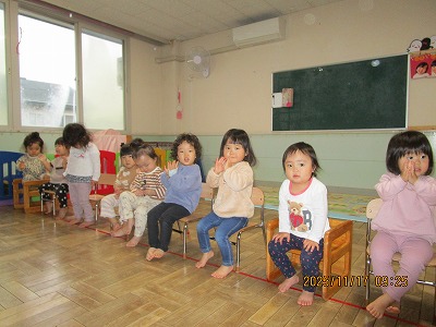 ���������g�H��